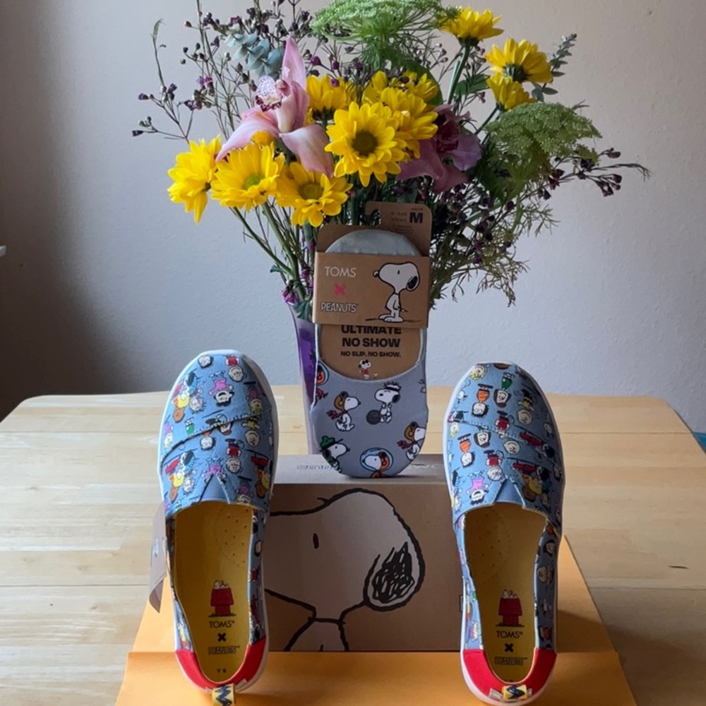 🐾 TOMS X PEANUTS ALPARGATA SHOE BUNDLE 🐾 NWT 🐾 - Picture 2 of 15